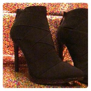 New Jessica Simpson black sexy stiletto booties